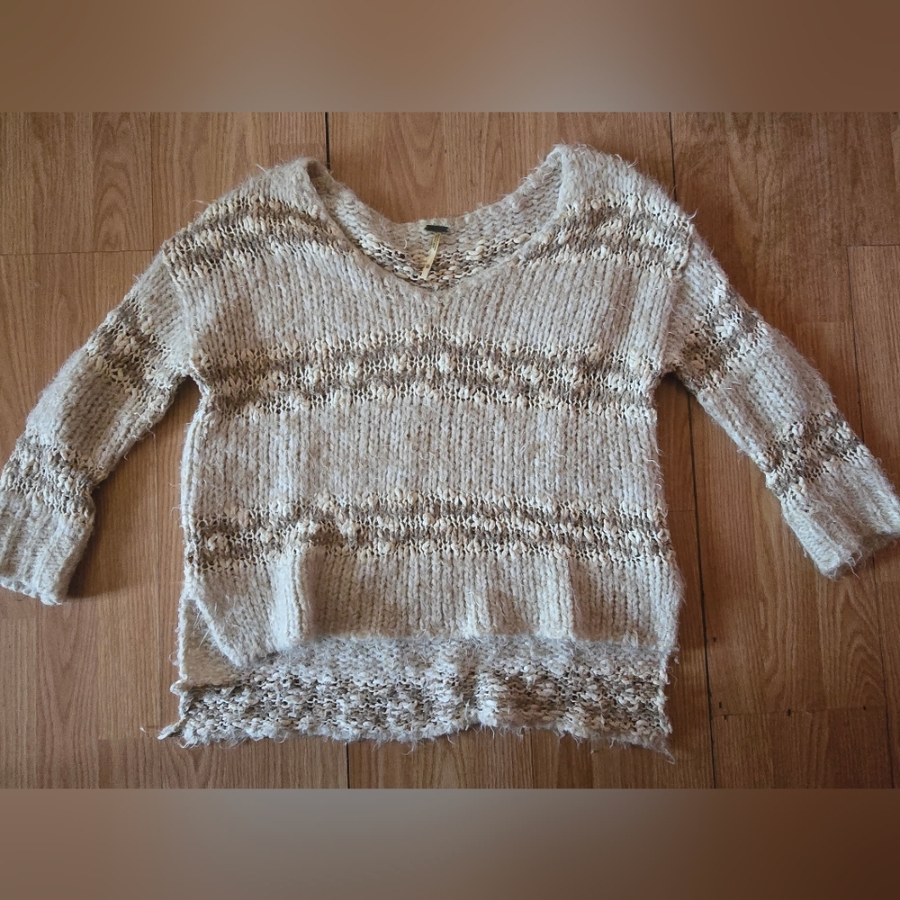 Free People Chunky Fuzzy Loose Knit Cream Stripe Cable Sweater Size Oversize XS